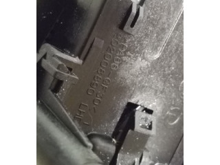 Ручка стеклоочистителей 202008890, 202008891 SsangYong Korando