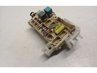 Блок предохранителей  892210F010, 06030623430802   Toyota Corolla Verso E121    