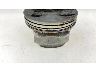 Поршень 12018AB250 Subaru Outback для бензинового двигателя 2.5