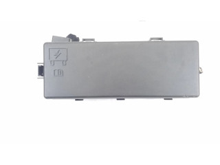 Блок предохранителей 645564633724 Maserati Ghibli