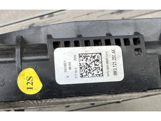 Vstřikovací lišta 8W0121251AK, 131021   Audi Q7 4M     