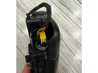 Подушка безопасности в сиденье Peugeot 2008 I