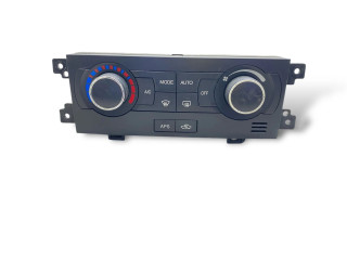 Блок управления климат-контролем 20910836, D8J100817106 Chevrolet Captiva