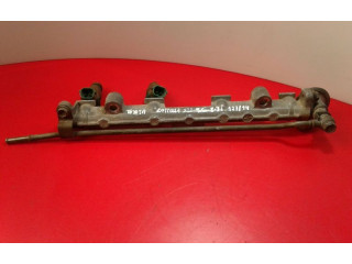 Vstřikovací lišta Toyota Corolla E110