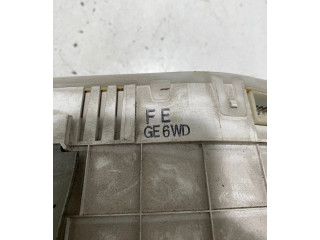 Панель приборов GE6WD, FEGE6WD Mazda 626