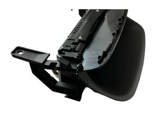 Дисплей 13277072, 565412769 Opel Meriva B