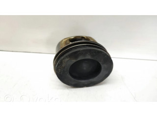 Píst BMW 5 F10 F11 pro naftový motor 3.0