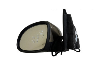 Зеркало электрическое Skoda Yeti (5L) 2009 - 2017 года