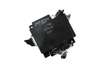 Блок предохранителей 8637A320, L8637002A Mitsubishi Outlander