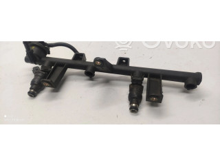 Топливная рампа 9621783580   Peugeot 406  