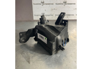 Блок предохранителей  9671924480   Peugeot 2008 I    