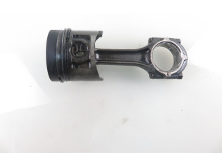 Píst Mitsubishi Pajero 4D56 T