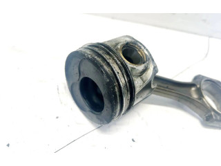  Поршень с шатуном    Skoda Fabia Mk1 (6Y)  