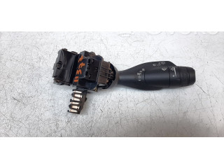 Ручка стеклоочистителей 31674103   Volvo V60