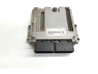 Блок управления двигателя 55280913, 0281032339   Fiat 500L