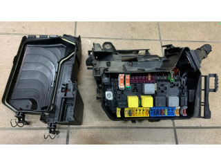   Pojistková skříňka A2465400182, A2465403803   Mercedes-Benz GLA W156 2017