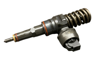 Форсунка 038130073AJ, 0414720037    Volkswagen PASSAT B6   