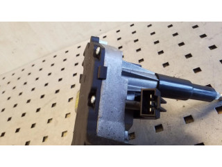 Моторчик заднего дворника 13256917 Opel Zafira C