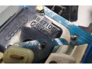 Přístrojová deska Audi 80 90 B2 1982 81117434, 88471068