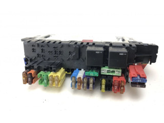 Блок предохранителей  05045139, A2305454032   Mercedes-Benz SL R230    