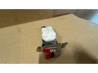 Zámek zadních dveří Mitsubishi ASX 2013