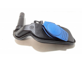 Бачок оконной жидкости