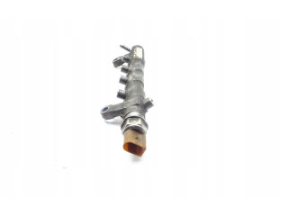 Топливная рампа 03L130089P Volkswagen Golf VI