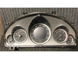 Přístrojová deska Mercedes-Benz E W212 2011 A2129005104, A2125401548