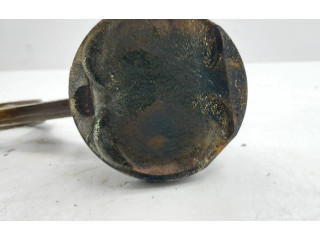  Поршень с шатуном    Maserati Quattroporte  