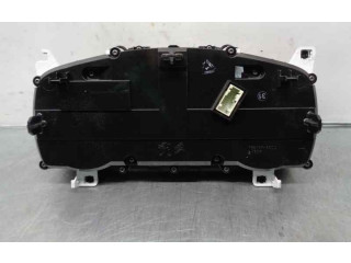 Панель приборов 9831102480   Opel Combo E       