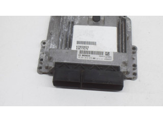 Блок управления двигателя 670030024, 0281019675   Maserati Quattroporte