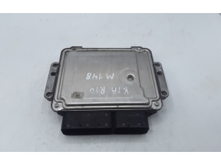 Блок управления двигателя 0281013149, 391012A615 KIA Rio