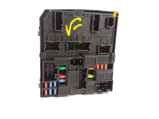 Pojistková skříňka Řídící jednotka BSM 284B75NA1A Nissan Qashqai 2019