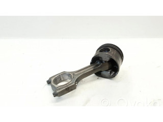 Píst 0840C BMW 1 E81 E87 pro naftový motor 2.0