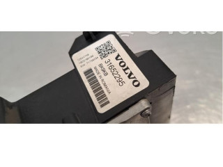 Модуль управления аккумулятором 31652295   Volvo V60   