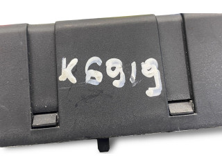 Блок предохранителей 518829106, 30728008 Volvo V70