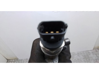 Топливная рампа 30777554, 30777576 Volvo S60