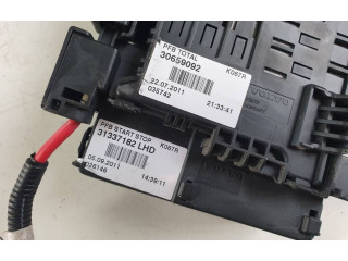 Блок предохранителей 30659092, 31337182 Volvo V70