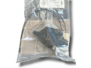 Zámek zadních dveří    Subaru XV I 2006