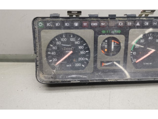 Přístrojová deska Renault 9 1992 8266610