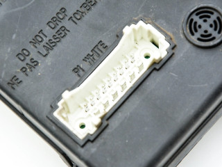 Комплект блоков управления 8200513113, 8200593576 Dacia Logan I