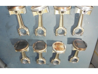  Поршень  724212  Maserati Quattroporte  