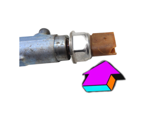 Топливная рампа 03L130089AA, 03L130089AA   Audi A1  