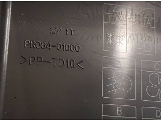 Блок предохранителей  PR06401000, 8565A146   Mitsubishi L200    