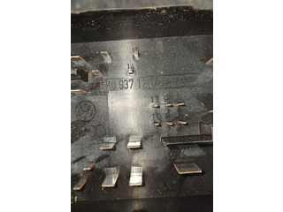   Pojistková skříňka    Volkswagen Tiguan 2007