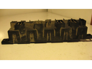 Pojistková skříňka 4A0941822 Audi 100 S4 C4 1993