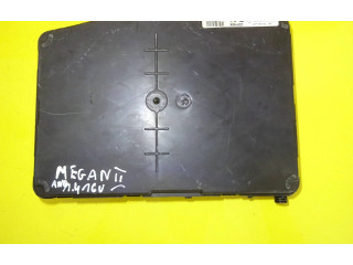 Pojistková skříňka Řídící jednotka BSM 8200309690 Renault Megane II 2002