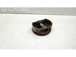 Píst BMW 5 E60 E61 pro benzínový motor 2.5 M54B25