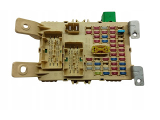 Блок предохранителей  91950-4Y580   KIA Rio    