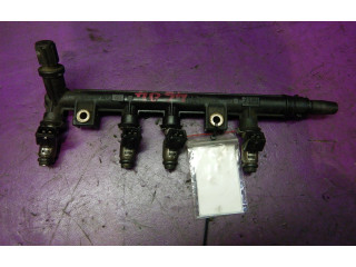 Vstřikovací lišta 3219018301, 3219018301 Fiat Punto (188) 188A4000